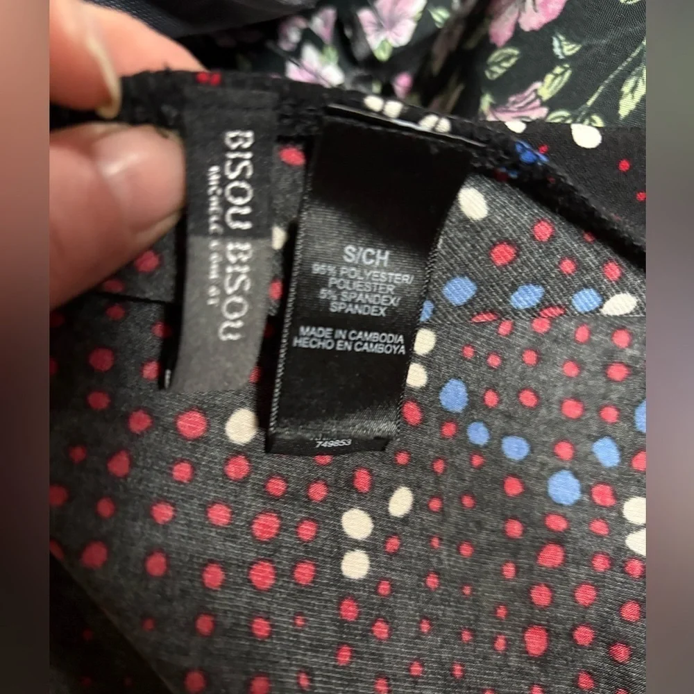 Woman’s bisou bisou midi dress size small